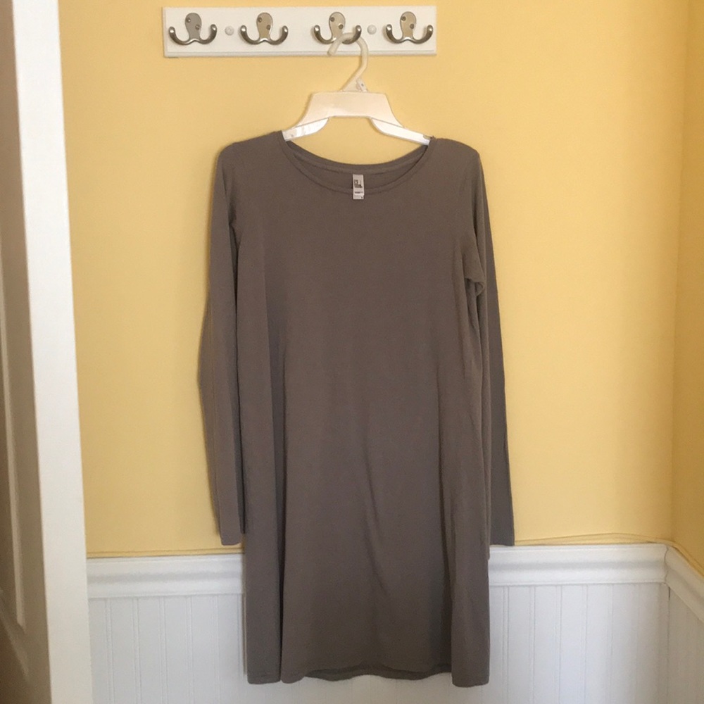 American Apparel - Loose Fitting Knee Length Dress